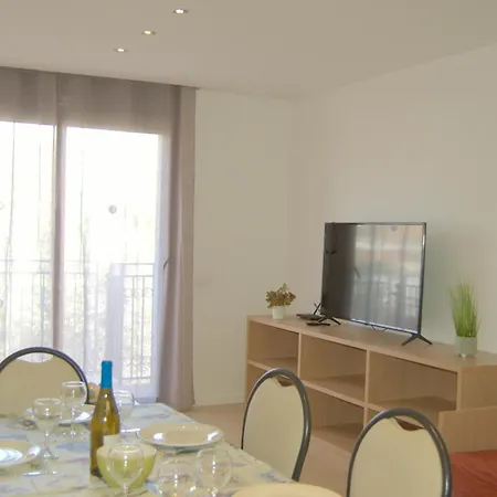 Aura, Centro De 2 * Lloret de Mar