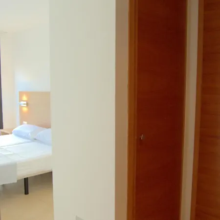 Aura, Centro De 2 * Lloret de Mar